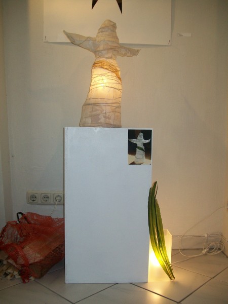 Papierfrau / Ausstellung 2012 Annika Landgraf